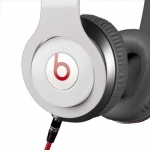 Genuine Monster Beats by Dr Dre Solo HD Headphones With Control Talk White (Retail) Genuine Monster Beats by Dr Dre Solo HD Headphones With Control Talk White (Retail)