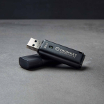 128GB Kingston Locker+ 50 [G2] USB Flash Drive - USB 3.2, Gen2, Type-A, 145MB/s R